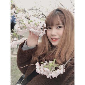 Meet your Posher, Ngọc